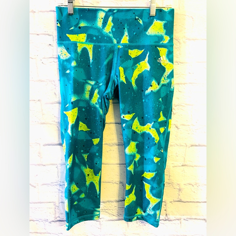 adidas Women's Climalite Leggings Shock Green Multi Color Solar  Print Med